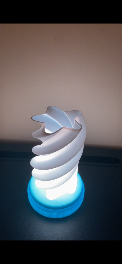 3D Printed Desk Lamp - Twisted Star