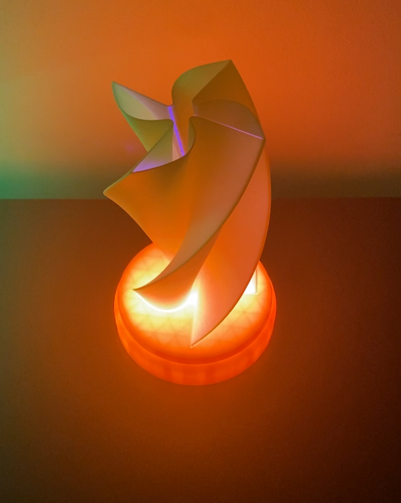 3D Printed Desk Lamp - 4 Point Twist