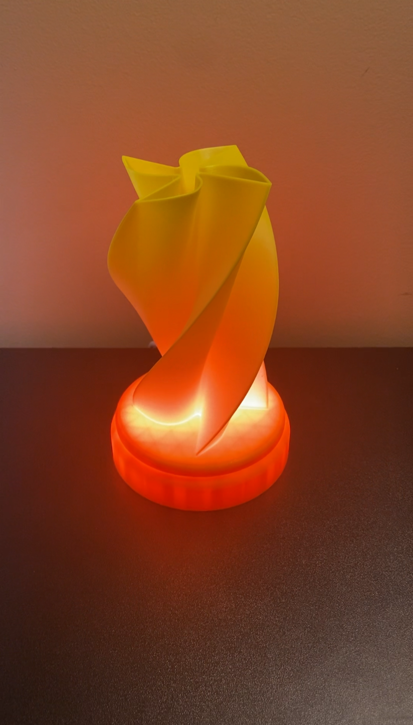 3D Printed Desk Lamp - 4 Point Twist
