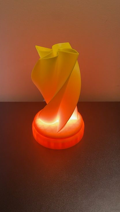 3D Printed Desk Lamp - 4 Point Twist
