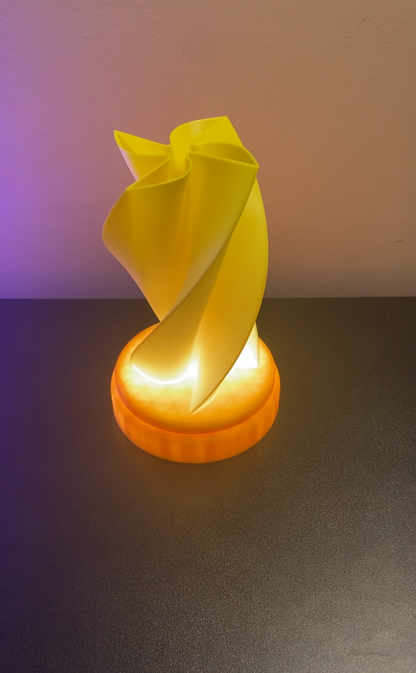 3D Printed Desk Lamp - 4 Point Twist