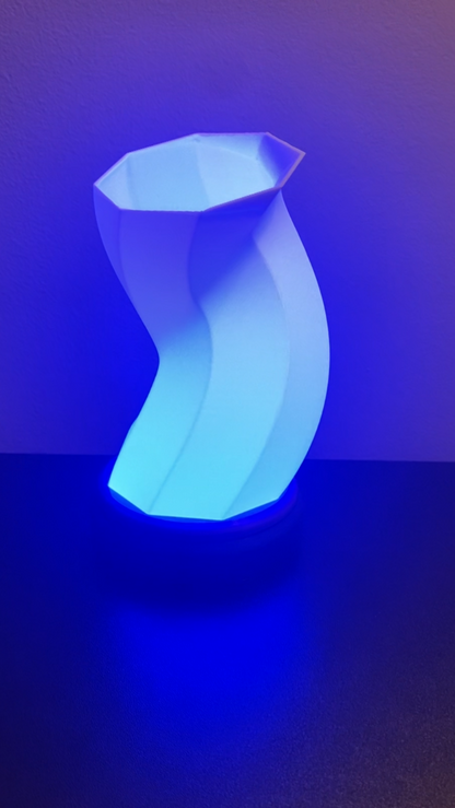 3D Printed Desk Lamp - The Twist Up