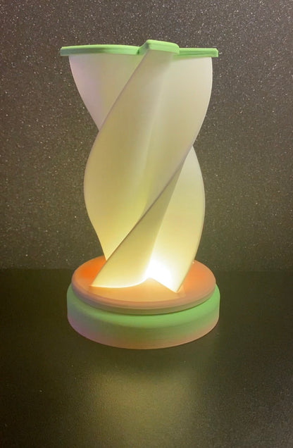 3D Printed Desk Lamp - 4 Point Twist (Tulip)