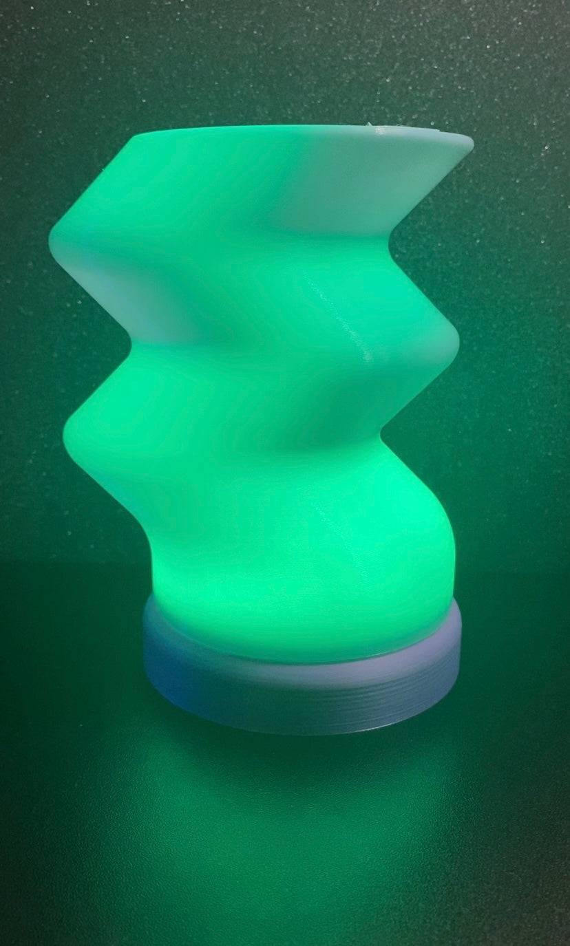 3D Printed Desk Lamp - Funky Twist