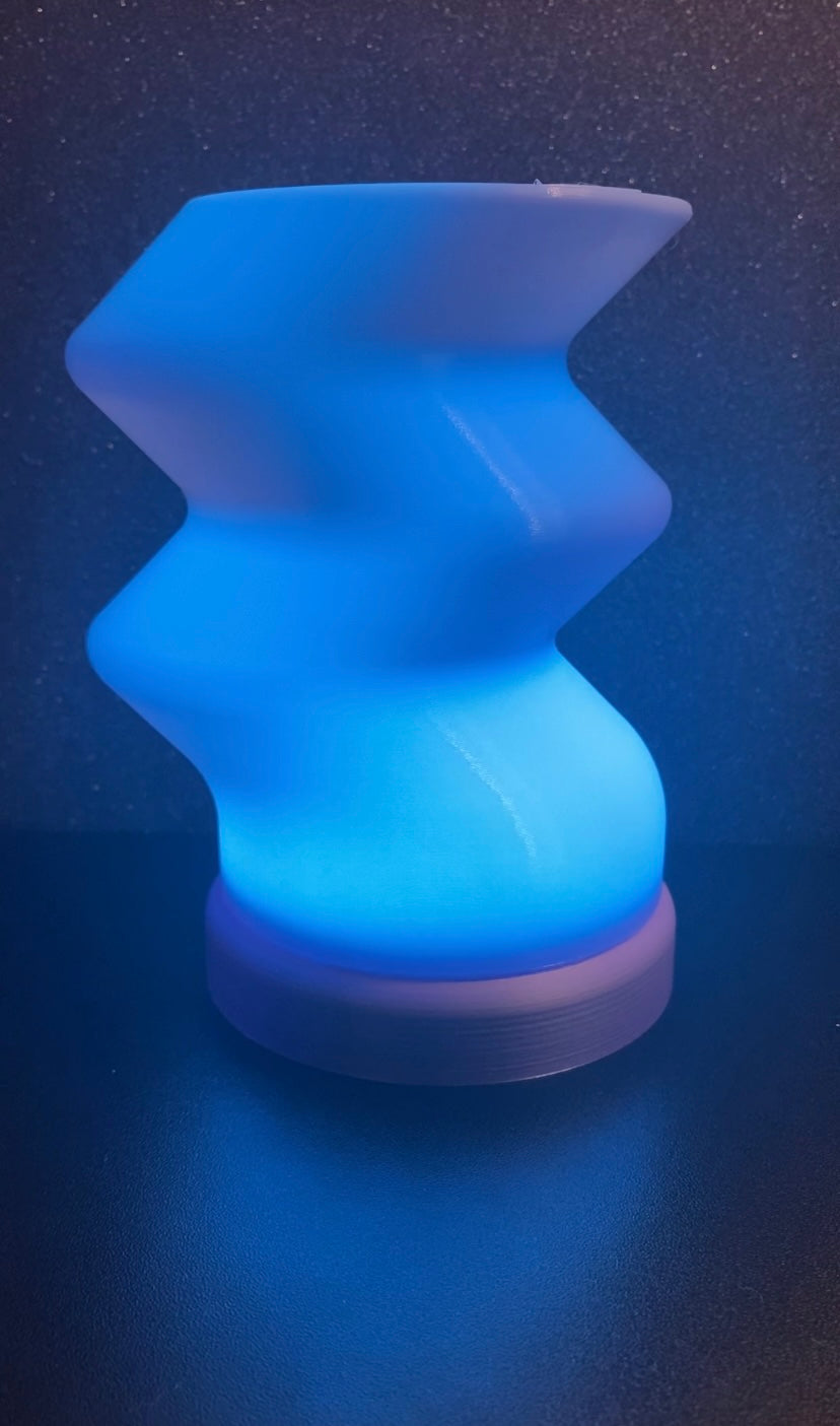 3D Printed Desk Lamp - Funky Twist