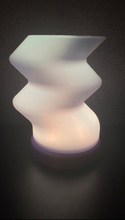 3D Printed Desk Lamp - Funky Twist