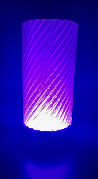 3D Printed Desk Lamp ~ Ruffle