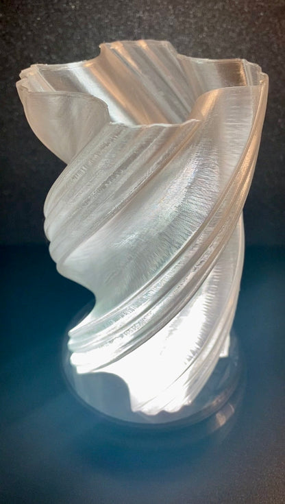 3D Printed Desk Lamp ~ Helix