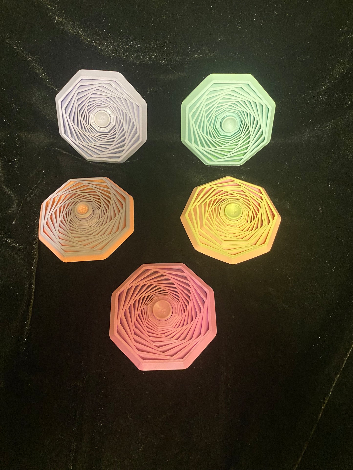 Pull Up Spinner Fidget Toy