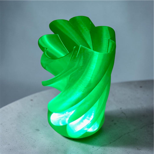 3D Printed Desk Lamp ~ Clover