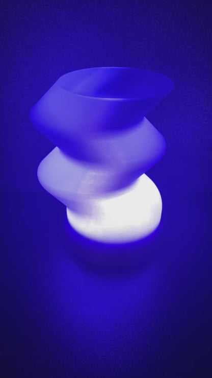 3D Printed Desk Lamp - Funky Twist