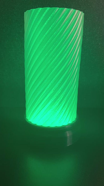 3D Printed Desk Lamp ~ Ruffle